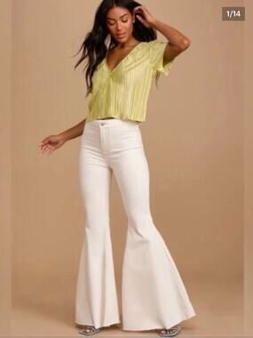 We The Free Size 29 Free People Boho Ultra Flare White Jeans Stretch Bell Bottom